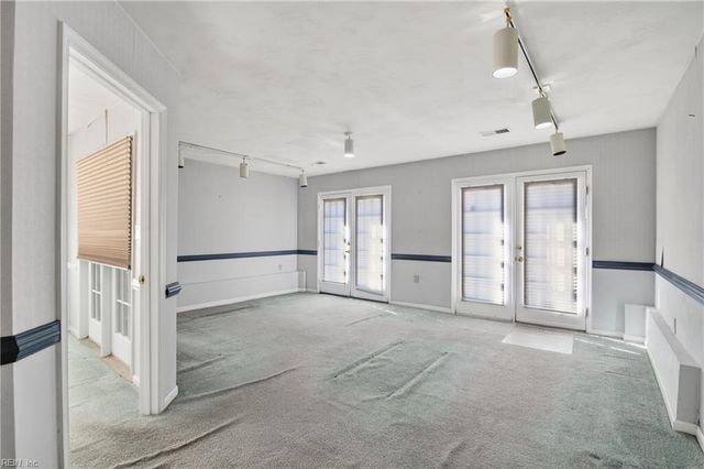 1800 Clearwater CT, Newport News, VA 23602