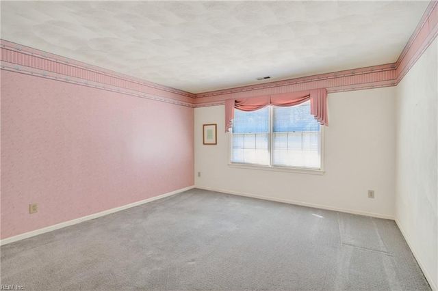 1800 Clearwater CT, Newport News, VA 23602