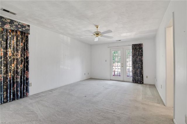 1800 Clearwater CT, Newport News, VA 23602