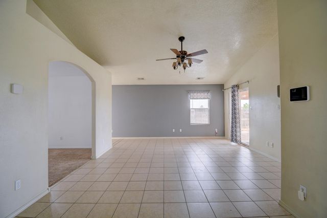 4 AVENIDA SERENO Place, Los Lunas, NM 87031