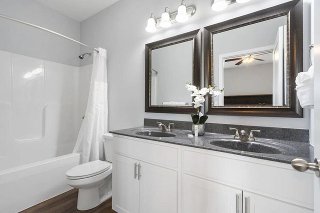 41 Bunker Drive 4, Branson West, MO 65737