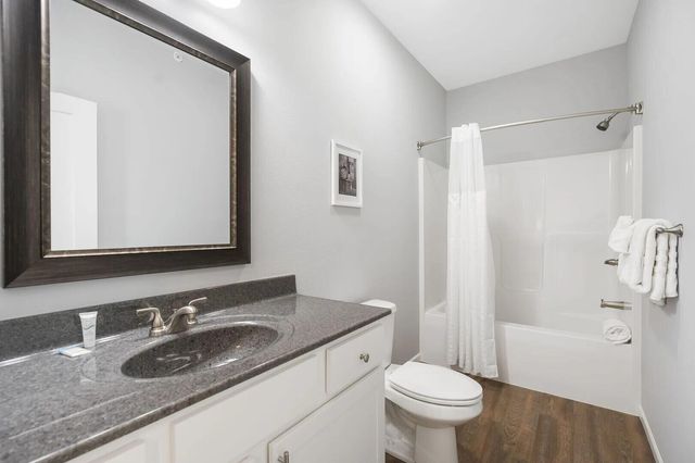 41 Bunker Drive 4, Branson West, MO 65737