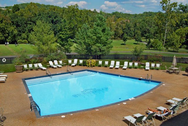 41 Bunker Drive 4, Branson West, MO 65737