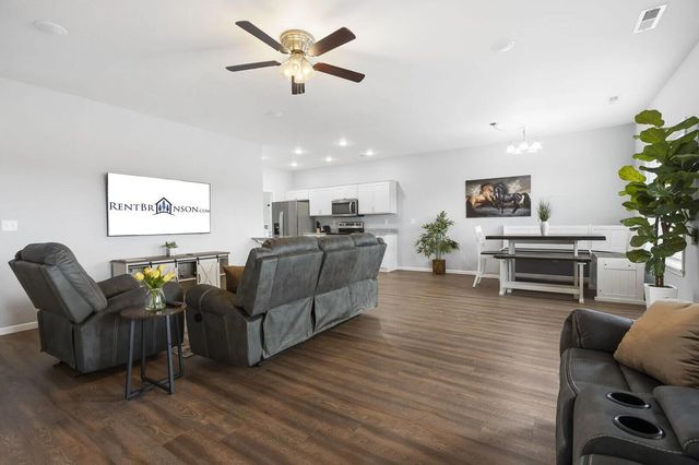 41 Bunker Drive 4, Branson West, MO 65737