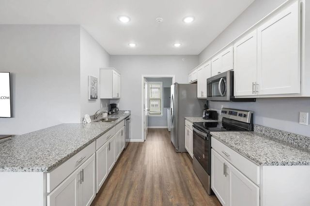 41 Bunker Drive 4, Branson West, MO 65737