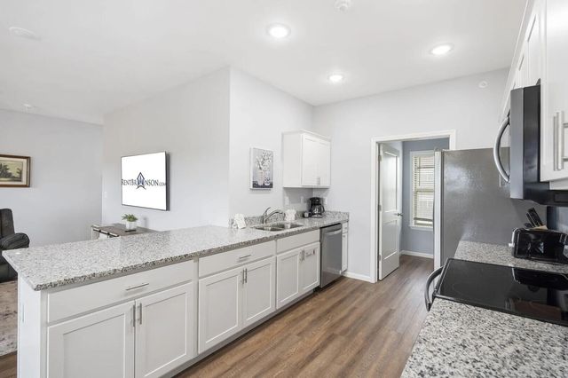 41 Bunker Drive 4, Branson West, MO 65737