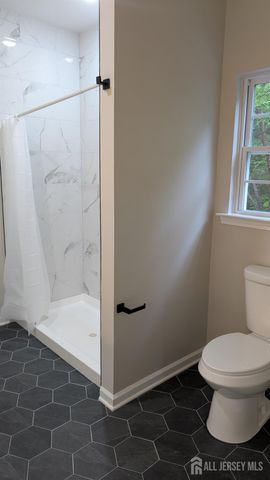 120 Forest Drive, Piscataway, NJ 08854