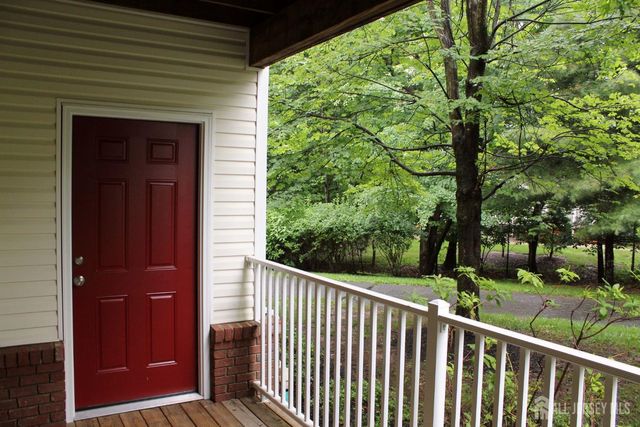 120 Forest Drive, Piscataway, NJ 08854