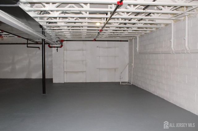 120 Forest Drive, Piscataway, NJ 08854