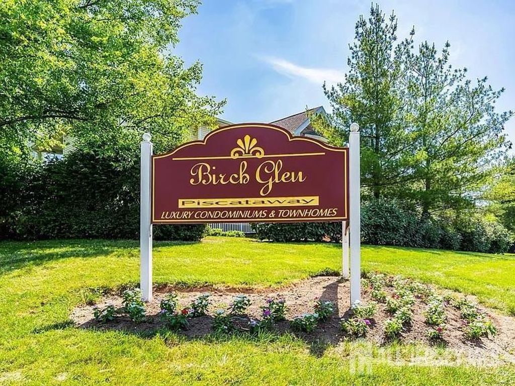 120 Forest Drive, Piscataway, NJ 08854