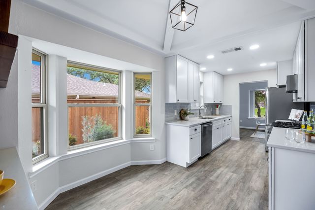 1608 Callaway Drive, Plano, TX 75075