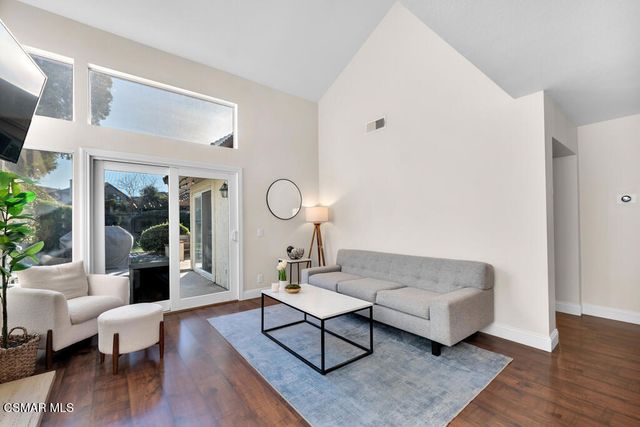 16 Valley Crest Road, Simi Valley, CA 93065