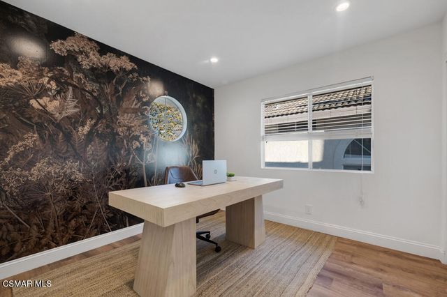 16 Valley Crest Road, Simi Valley, CA 93065