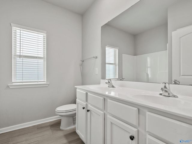 14549 London Lane, Athens, AL 35613