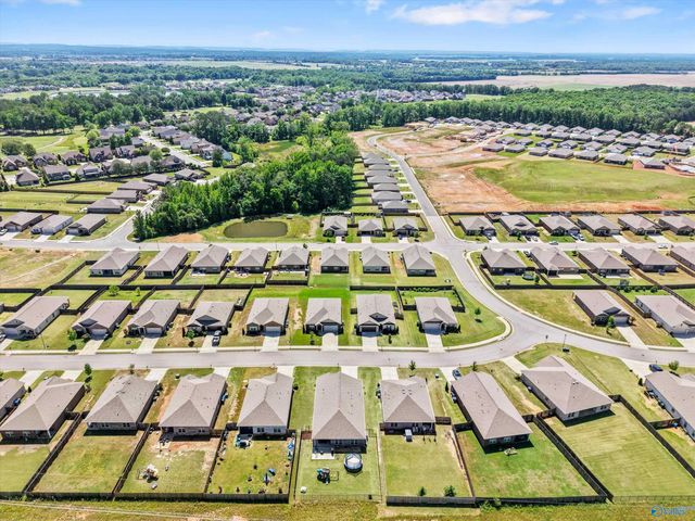 14549 London Lane, Athens, AL 35613