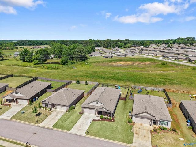 14549 London Lane, Athens, AL 35613