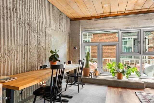 530 S Hewitt Street 244, Los Angeles, CA 90013