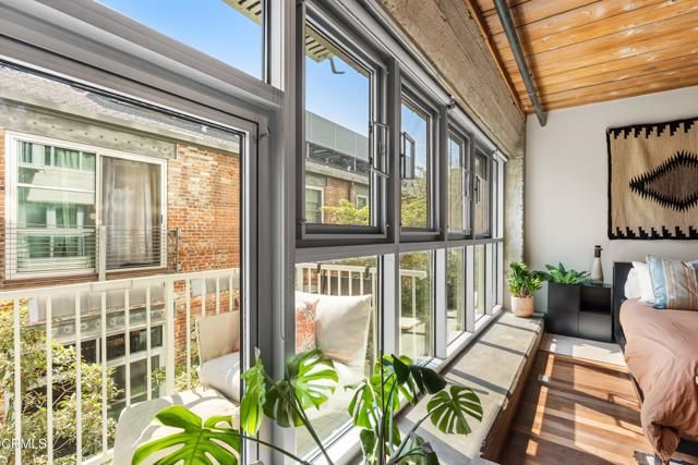 530 S Hewitt Street 244, Los Angeles, CA 90013