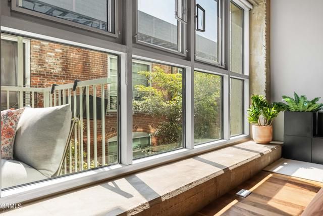 530 S Hewitt Street 244, Los Angeles, CA 90013