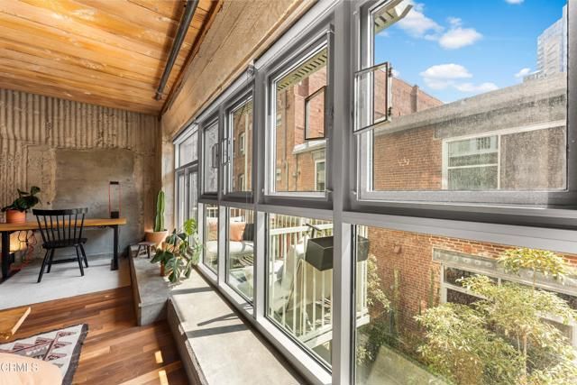 530 S Hewitt Street 244, Los Angeles, CA 90013