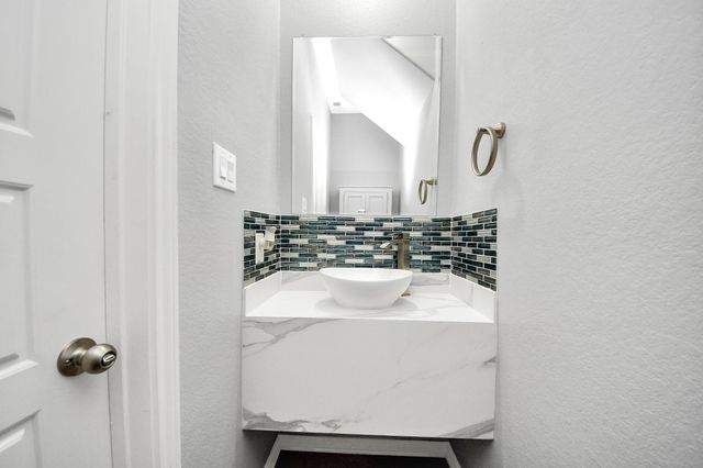 16218 Westley Ridge Dr, Hockley, TX 77447