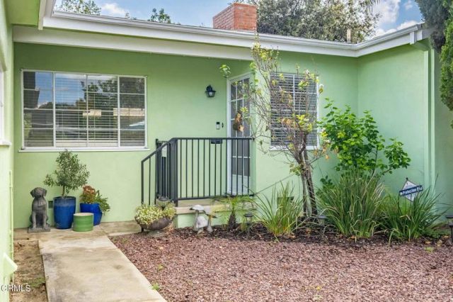 6040 Laurelgrove Avenue, North Hollywood, CA 91606