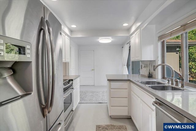 430 Lori Av SE, Salem, OR 97302