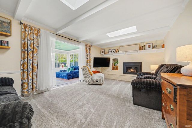 53281 Oakton Drive, South Bend, IN 46635