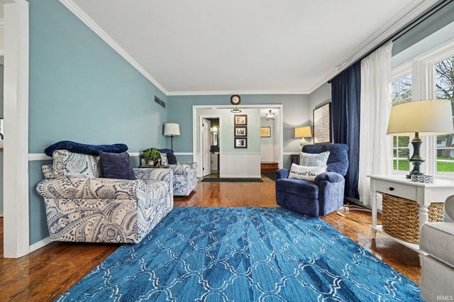53281 Oakton Drive, South Bend, IN 46635