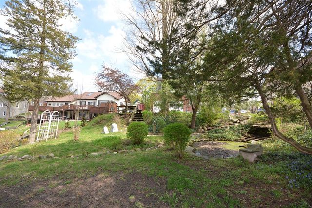 601 N Kalamazoo Street, Paw Paw, MI 49079