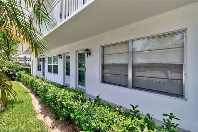 2800 Indian River Boulevard P3, Vero Beach, FL 32960