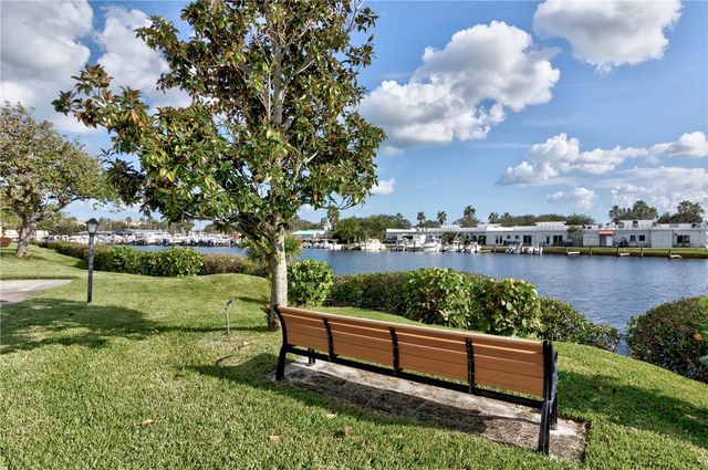 2800 Indian River Boulevard P3, Vero Beach, FL 32960