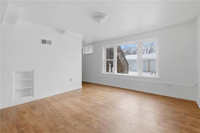 899 Williams Street, Excelsior Springs, MO 64024