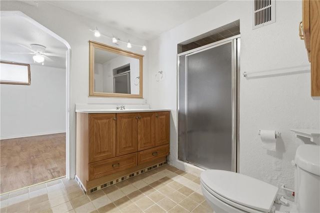 899 Williams Street, Excelsior Springs, MO 64024