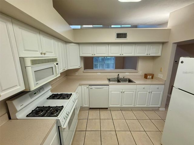 4683 WINSTON LANE N 30, Sarasota, FL 34235