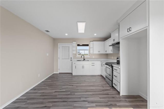 21298 Hibiscus Street, Elsa, TX 78543