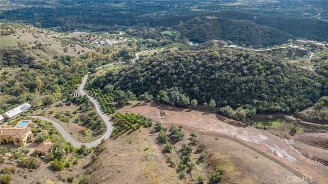 2835 Hermitage Road, Ojai, CA 93023