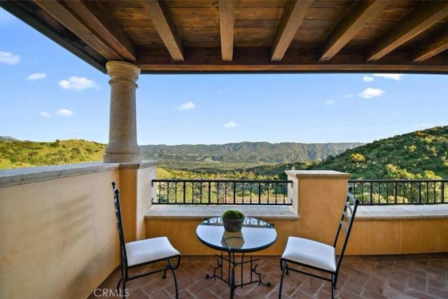 2835 Hermitage Road, Ojai, CA 93023