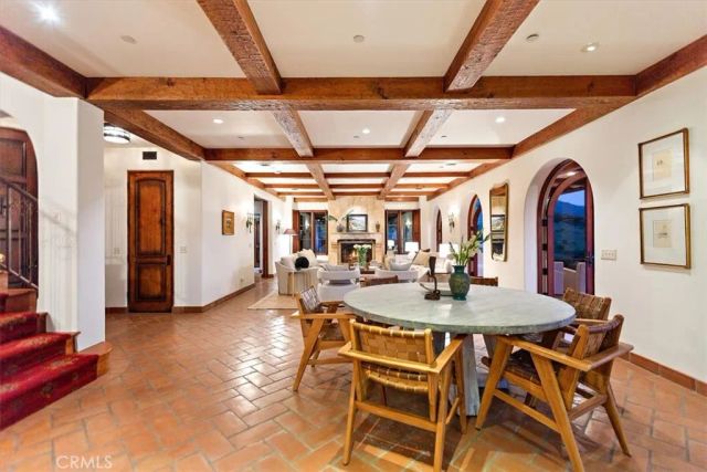 2835 Hermitage Road, Ojai, CA 93023