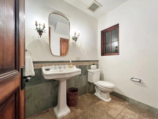 2835 Hermitage Road, Ojai, CA 93023