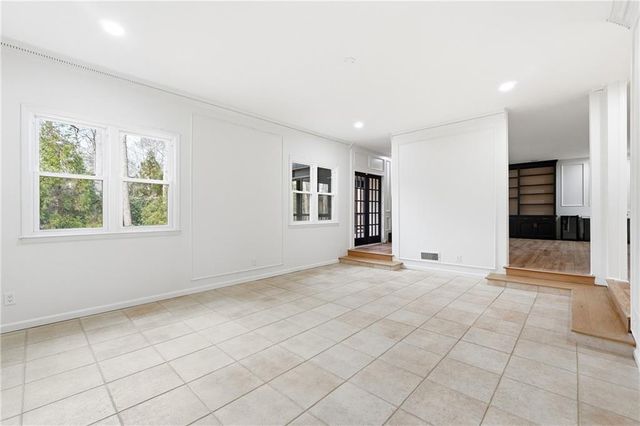 125 River Park Drive, Atlanta, GA 30328