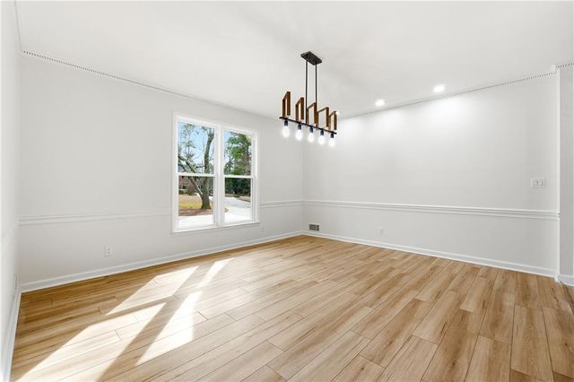 125 River Park Drive, Atlanta, GA 30328