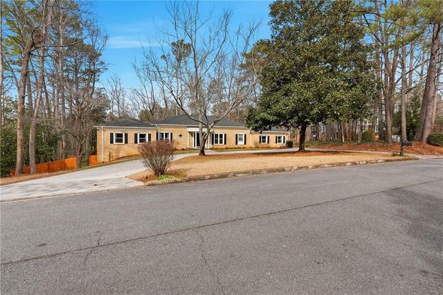 125 River Park Drive, Atlanta, GA 30328