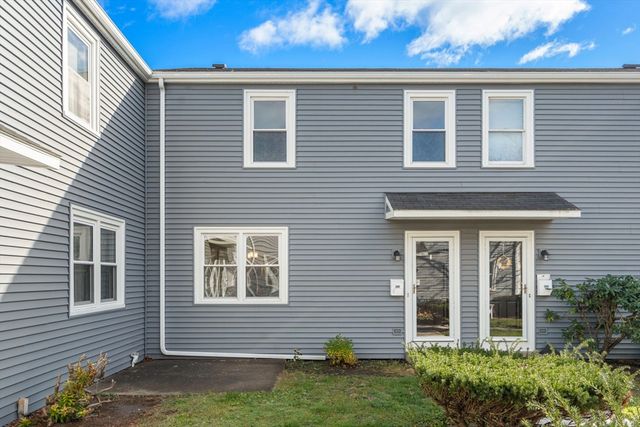 36 Irving St B, Salem, MA 01970