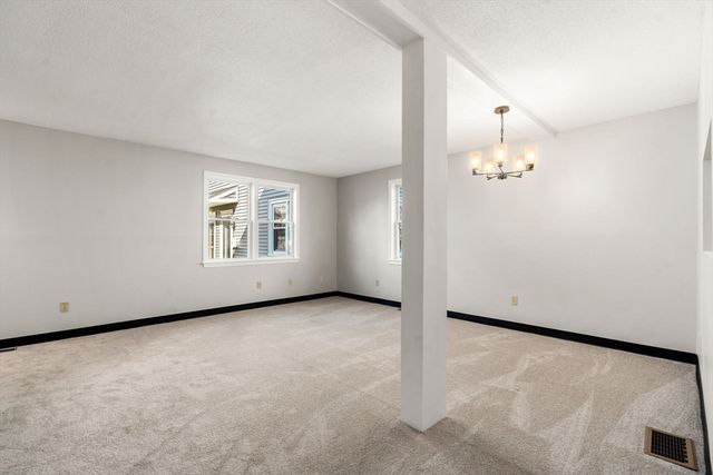 36 Irving St B, Salem, MA 01970