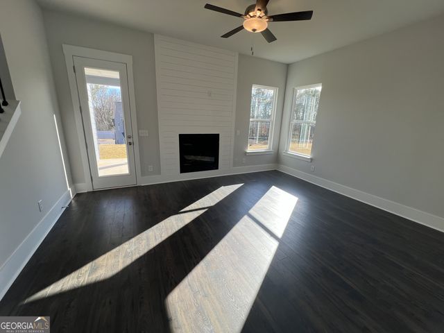 176 Crimson Feather Drive, Jefferson, GA 30549