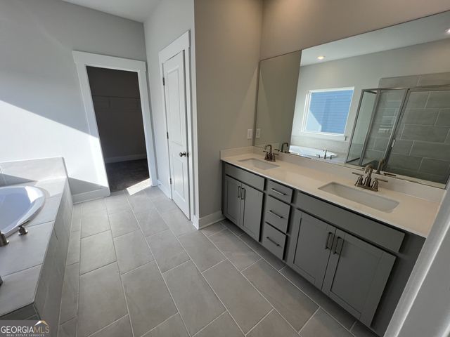 176 Crimson Feather Drive, Jefferson, GA 30549