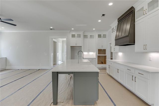11 Stonehedge Drive, Buford, GA 30518