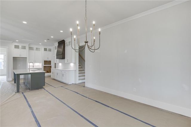 11 Stonehedge Drive, Buford, GA 30518