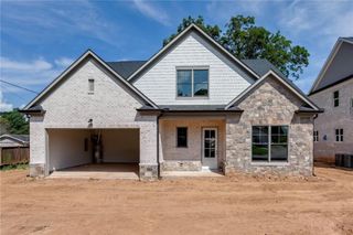 11 Stonehedge Drive, Buford, GA 30518